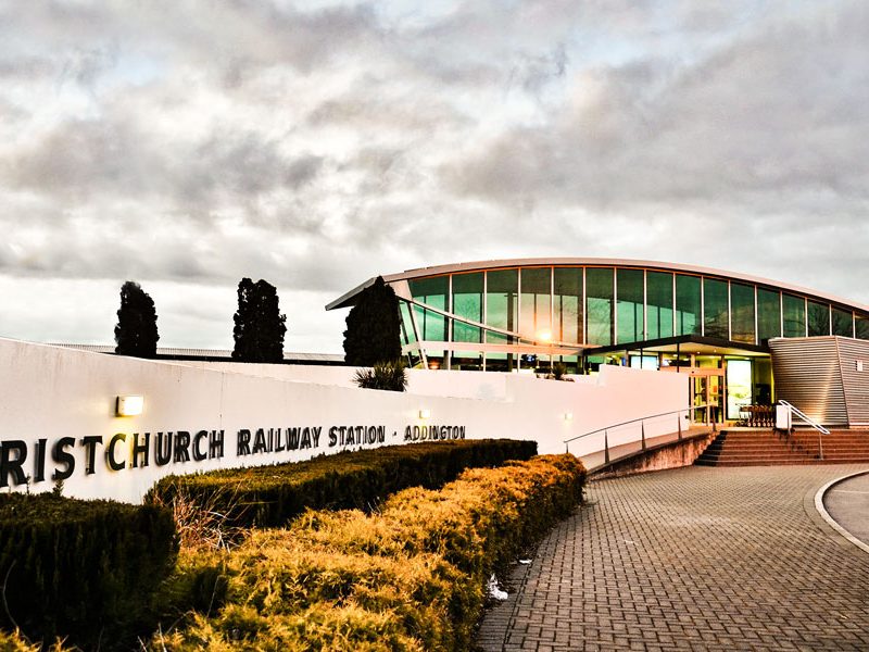 Christchurch Central Hotels To Christchurch Railway Station (Upto 7 Pax & 7 Bags) – HD33